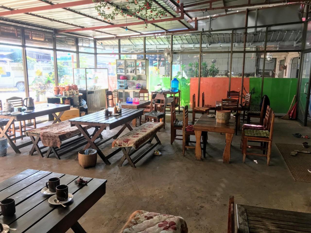Soutchai Hostel And Tour Company Pakse Εξωτερικό φωτογραφία