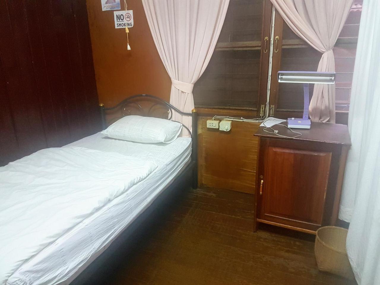 Soutchai Hostel And Tour Company Pakse Εξωτερικό φωτογραφία