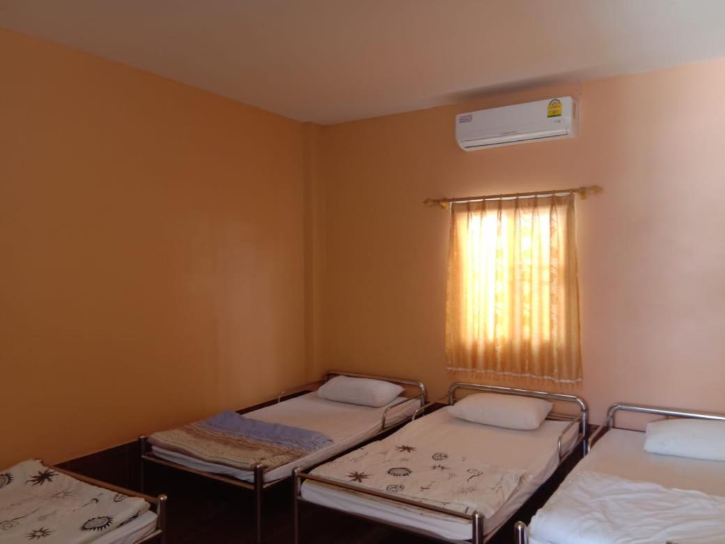Soutchai Hostel And Tour Company Pakse Εξωτερικό φωτογραφία